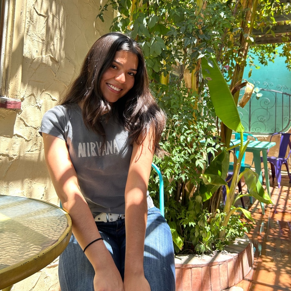 Meet your Posher, Itzabella